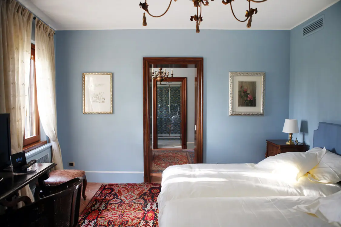 Suite Camelia, La Torre dei Canonici